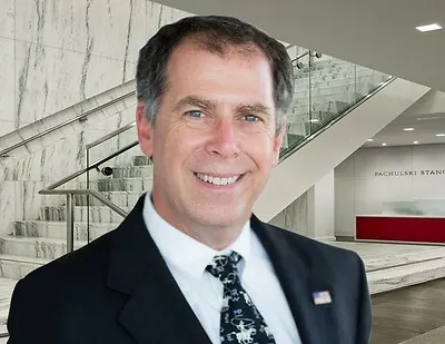 Photo of Michael Warner, Defendant Lawyer