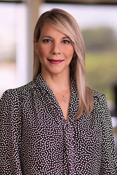 Photo of Emma Fernandez, Defendant Lawyer