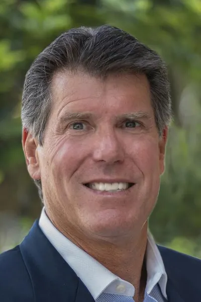 Photo of Gregory M. Edwards, Plaintiff Lawyer