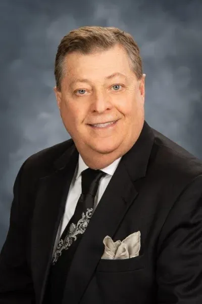 Photo of John E. Ausnehmer, Plaintiff Lawyer