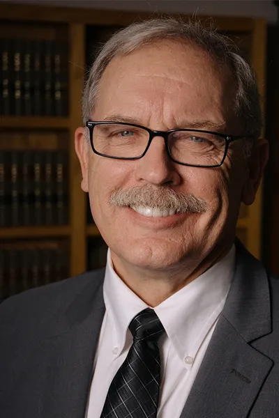 Photo of George H. Thompson, Defendant Lawyer