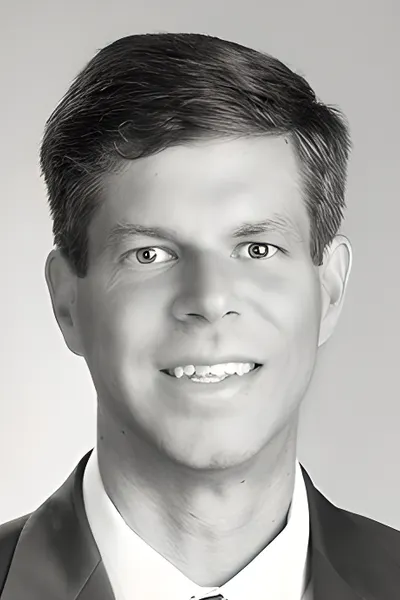 Photo of Eric V. Skelly, Defendant Lawyer