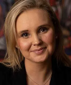 Photo of Caroline Hall, Defendant Lawyer