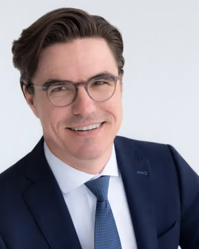 Photo of Kevin R. Davidson, Defendant Lawyer