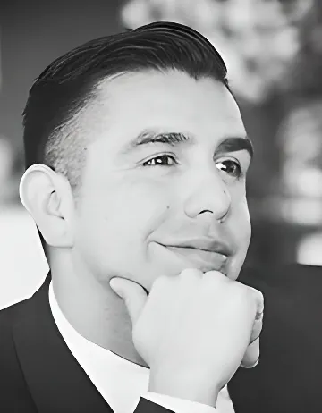 Photo of Juan Alvarez, Defendant Lawyer