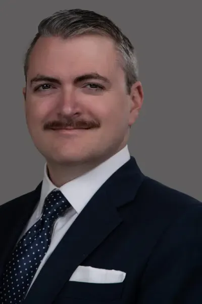 Photo of Douglas Martin Linn, Plaintiff Lawyer