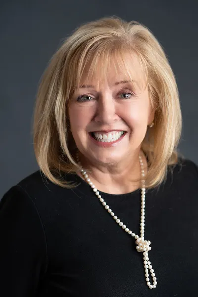 Photo of Renee J. Pries, Defendant Lawyer
