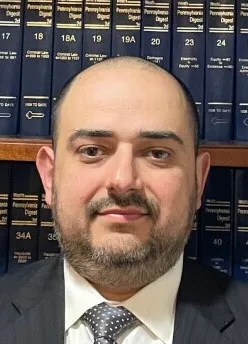 Photo of Stan Shnayder, Defendant Lawyer