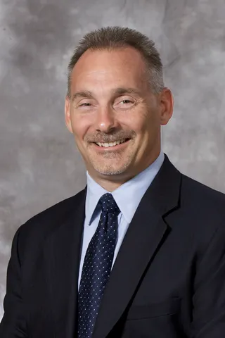 Photo of Strong Bret Lee, Plaintiff Lawyer