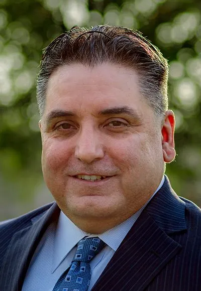 Photo of Roberto Cantu, Defendant Lawyer