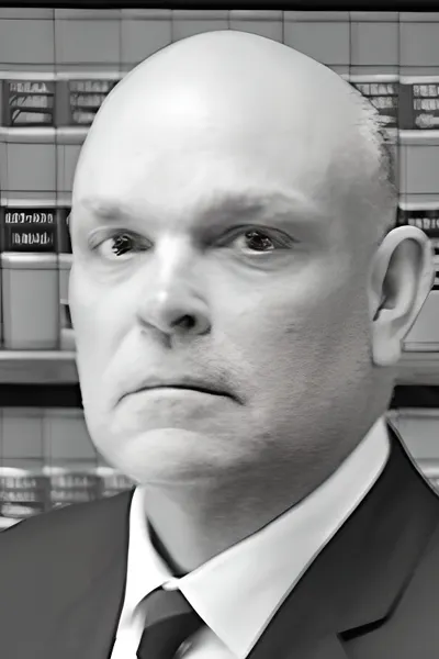 Photo of Cameron Del Reynolds, Defendant Lawyer