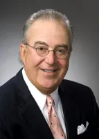 Photo of Peter Bruce Hoshor, Defendant Lawyer