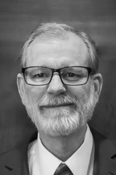 Photo of Russell Warren Mitchell, Defendant Lawyer