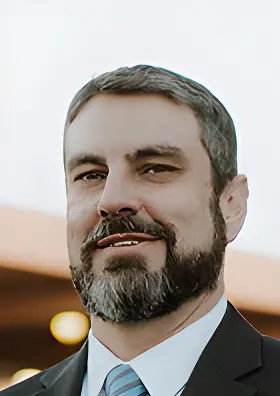 Photo of William Broderick Villa, Plaintiff Lawyer