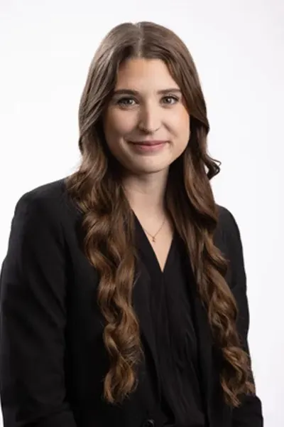 Photo of Ali Hausner, Plaintiff Lawyer