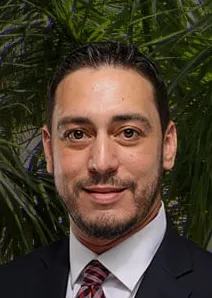 Photo of Armando Oliveros, Plaintiff Lawyer