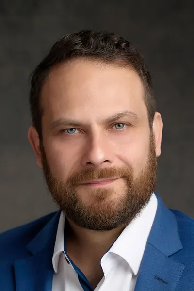 Photo of Pavel Kogan, Plaintiff Lawyer