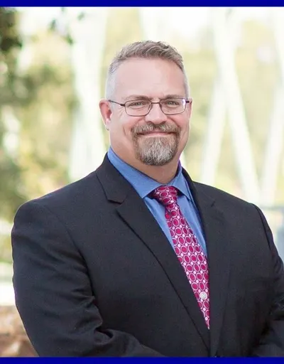 Photo of Ronnie Yeates, Plaintiff Lawyer