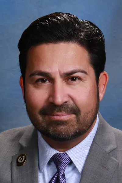 Photo of Andres E. Almanzan, Defendant Lawyer