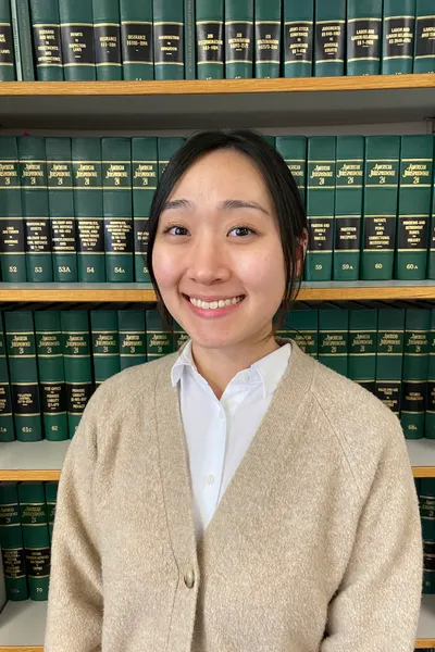 Photo of Jina Yee, Defendant Lawyer