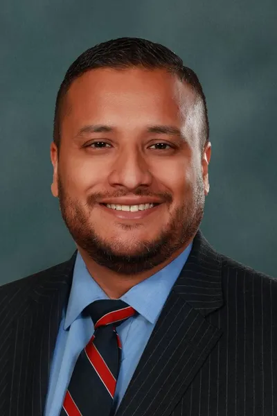 Photo of Alfredo Estrada, Plaintiff Lawyer