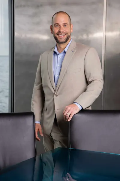 Photo of Tommy Adler, Plaintiff Lawyer