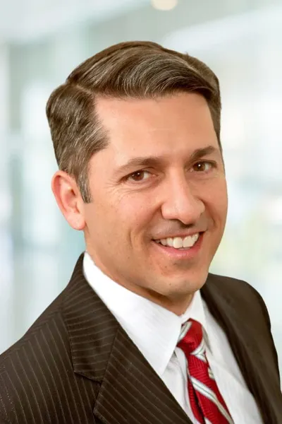 Photo of Robert A. Bragalone, Defendant Lawyer