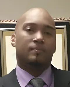 Photo of Roberto Shawn Hoover, Defendant Lawyer